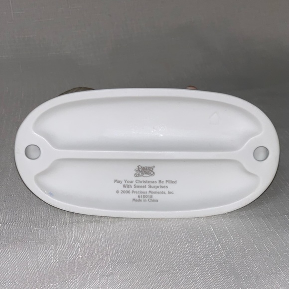 RARE Precious Moments May Your Christmas Be Filled with Sweet Surprises 610018 - Picture 9 of 13